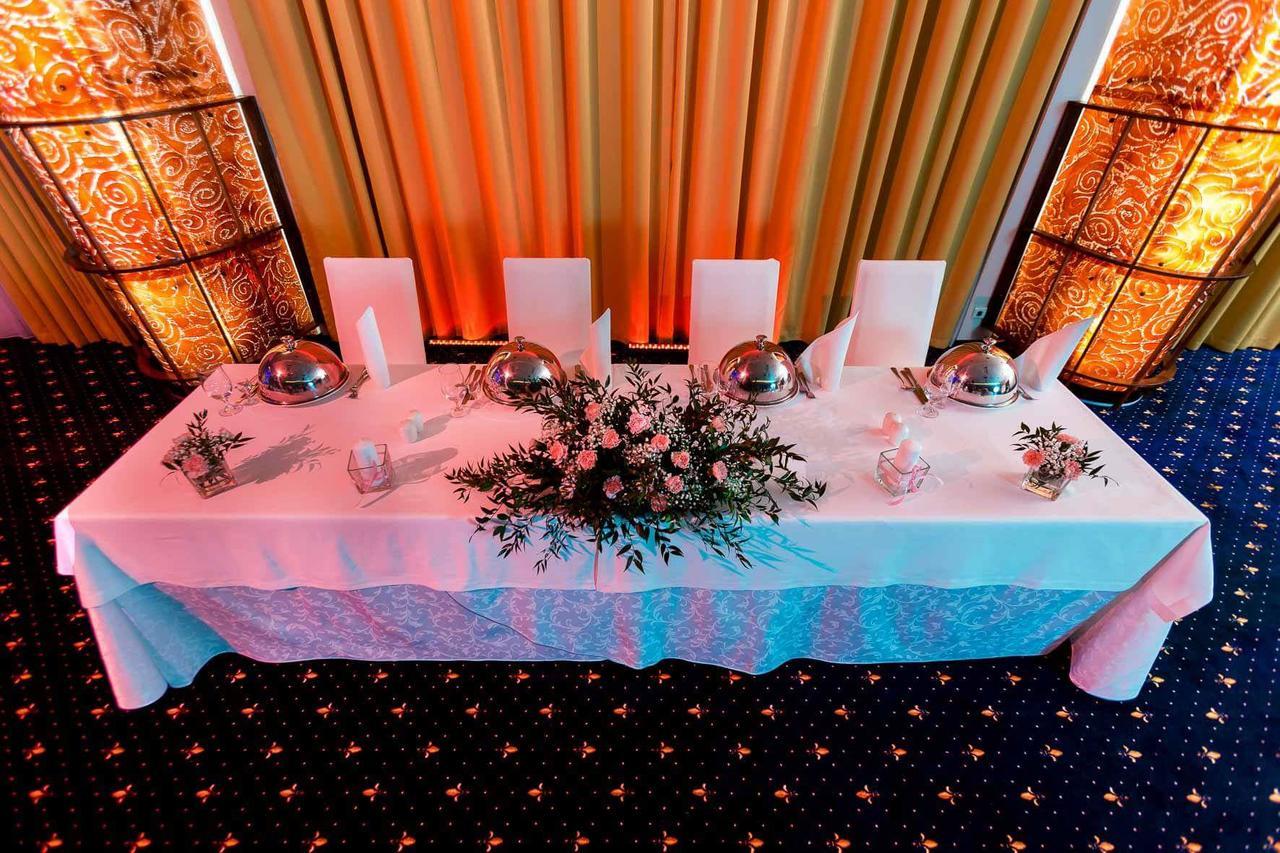 Hotel Teczowy Mlyn Кельце Экстерьер фото